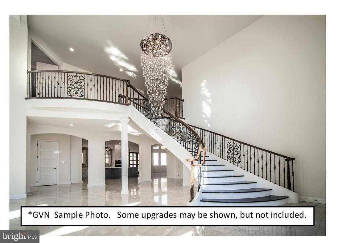 13 Ligaro Way photo 2