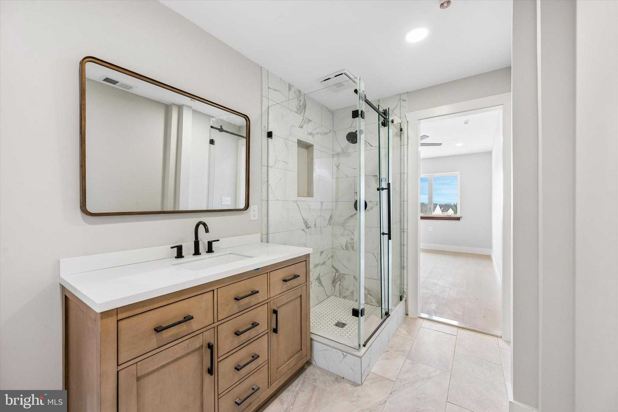 457 Greenridge Rd photo 12