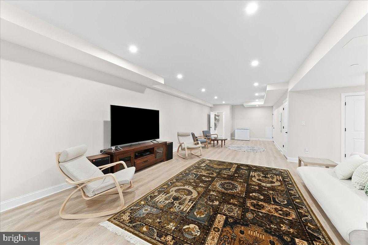 3718 Parris Blvd photo 44