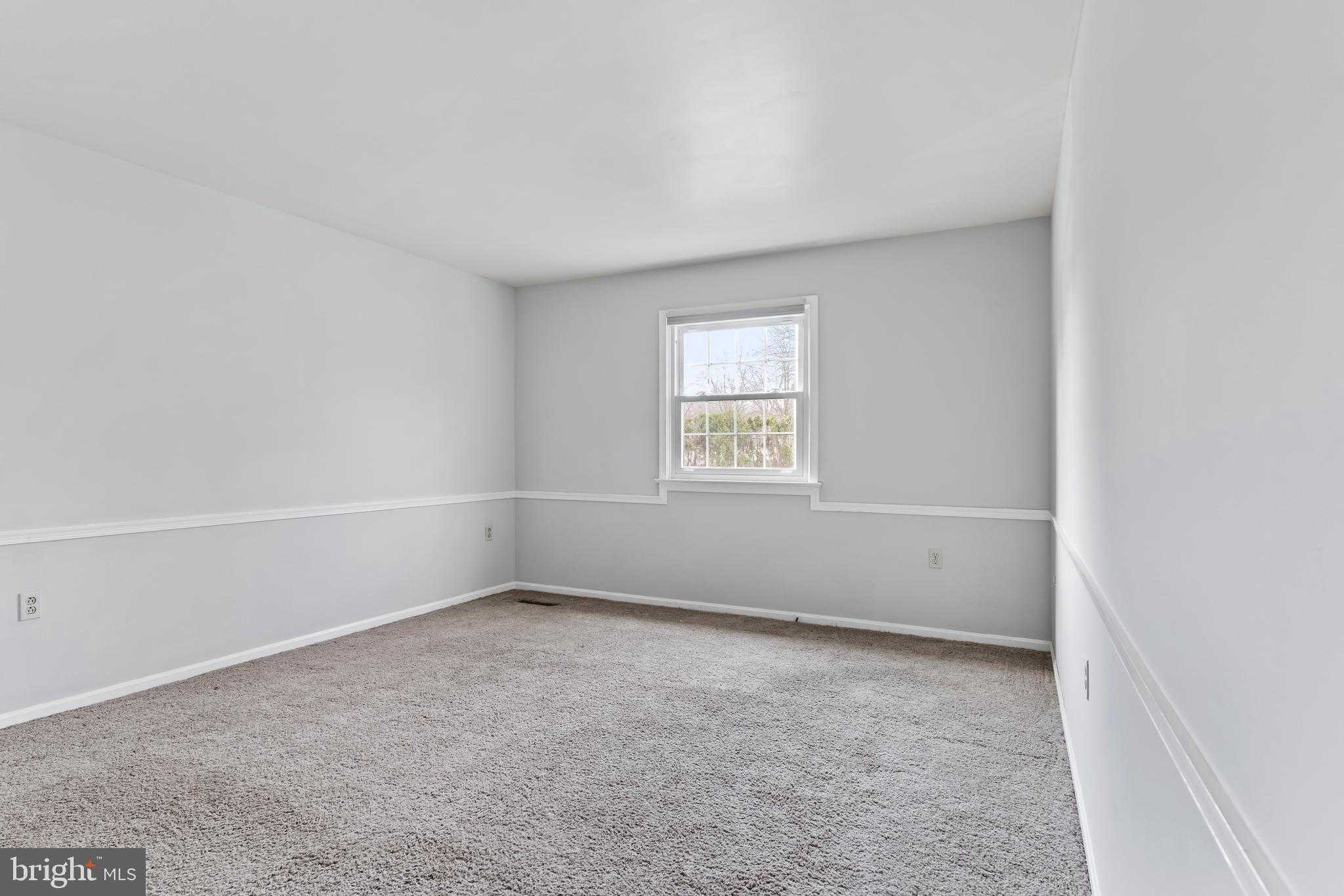 613 Fairway Dr photo 29