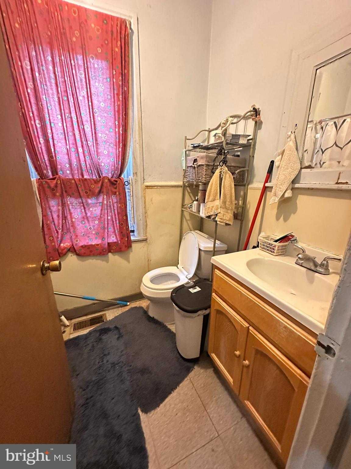 2324 S 7th St photo 5