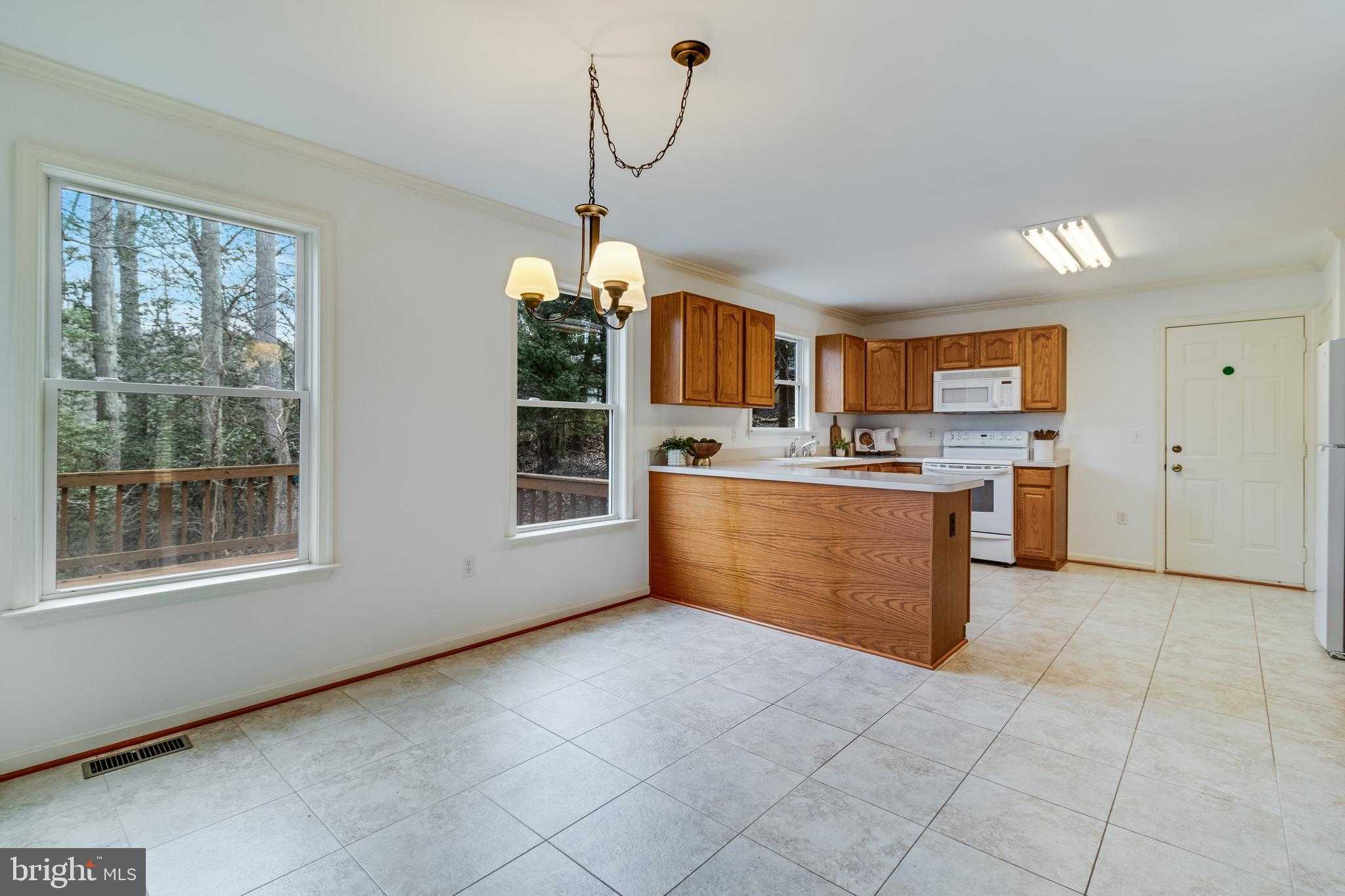 11244 Dancer CT photo 9