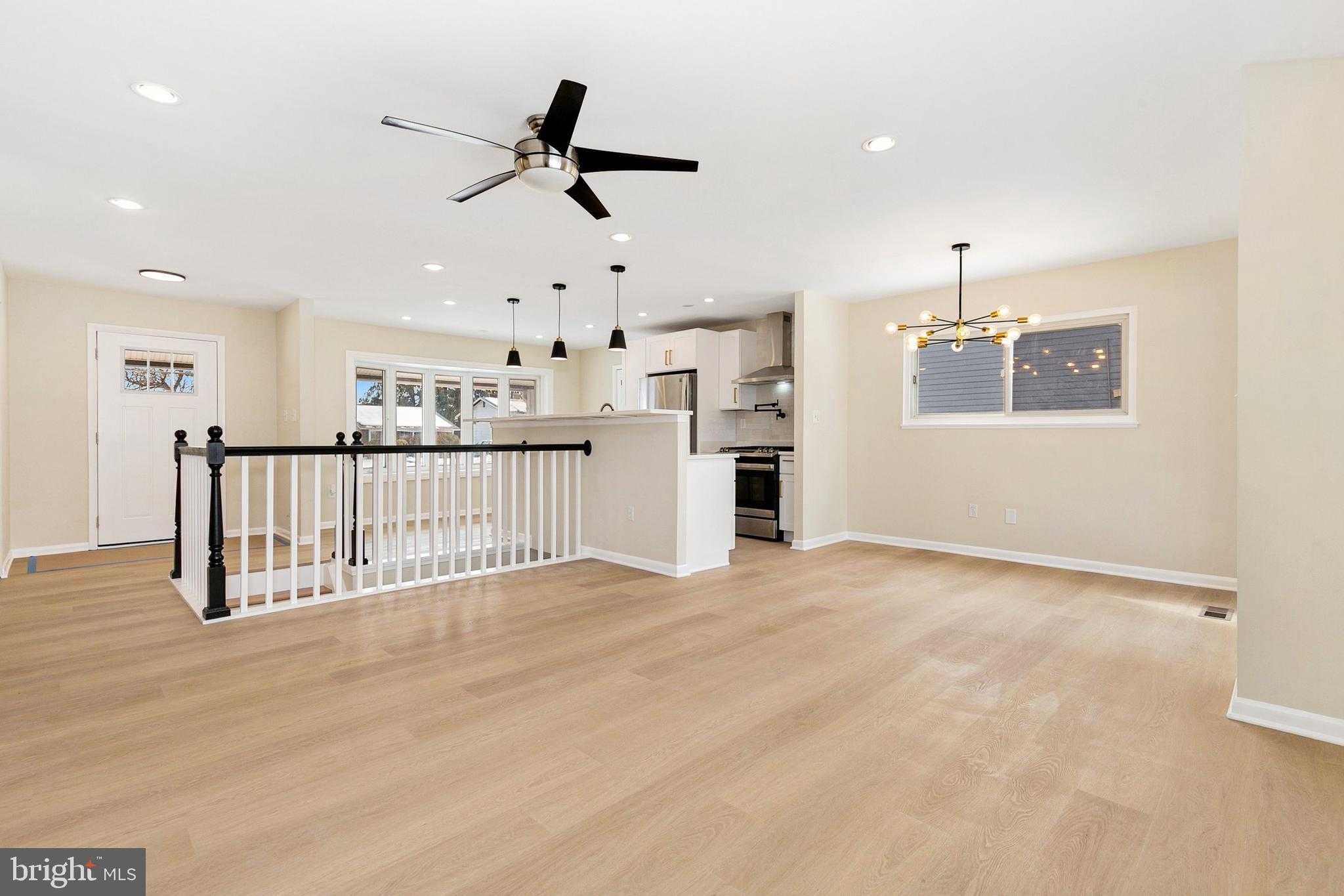 13530 Vandalia Dr photo 17