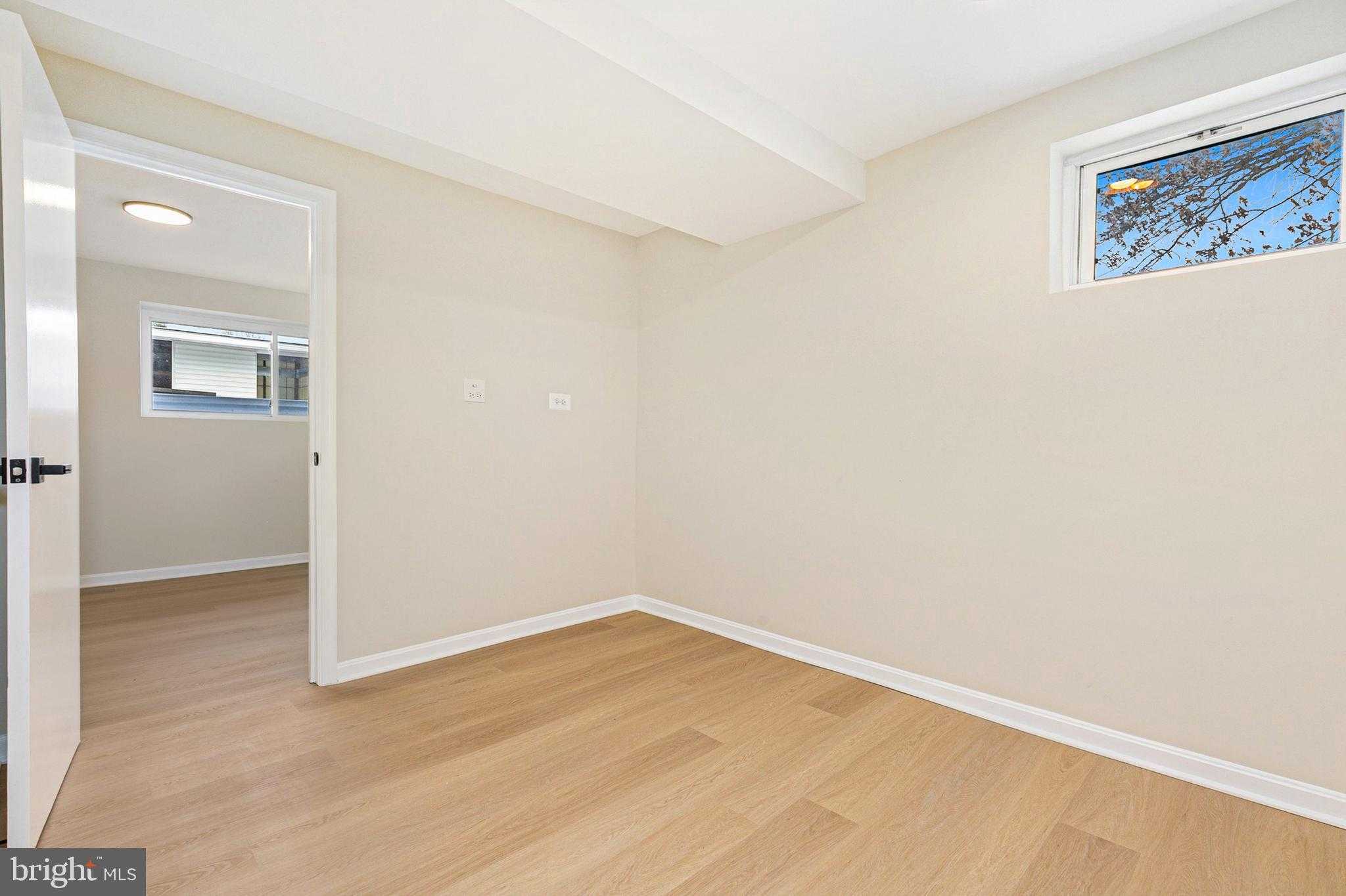 13530 Vandalia Dr photo 42