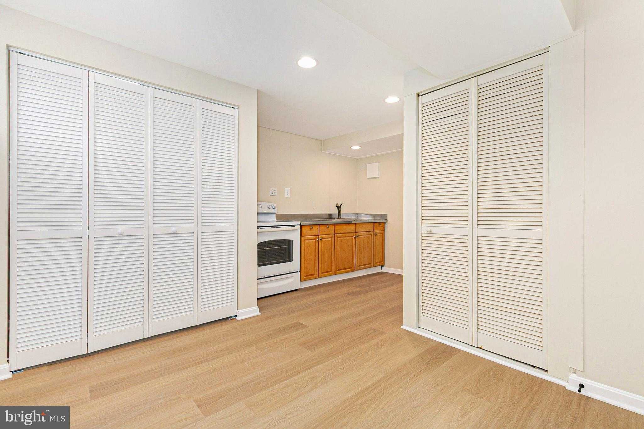 13530 Vandalia Dr photo 45