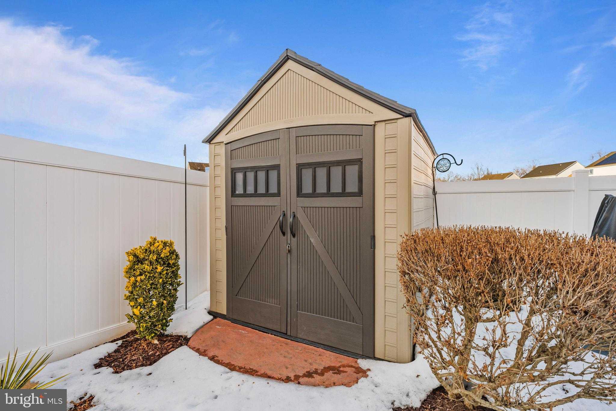 8 Carlsbad Dr photo 45