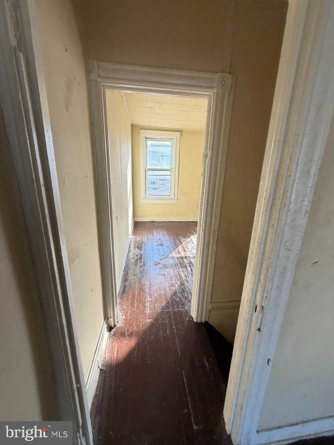 1942 Vine St photo 20