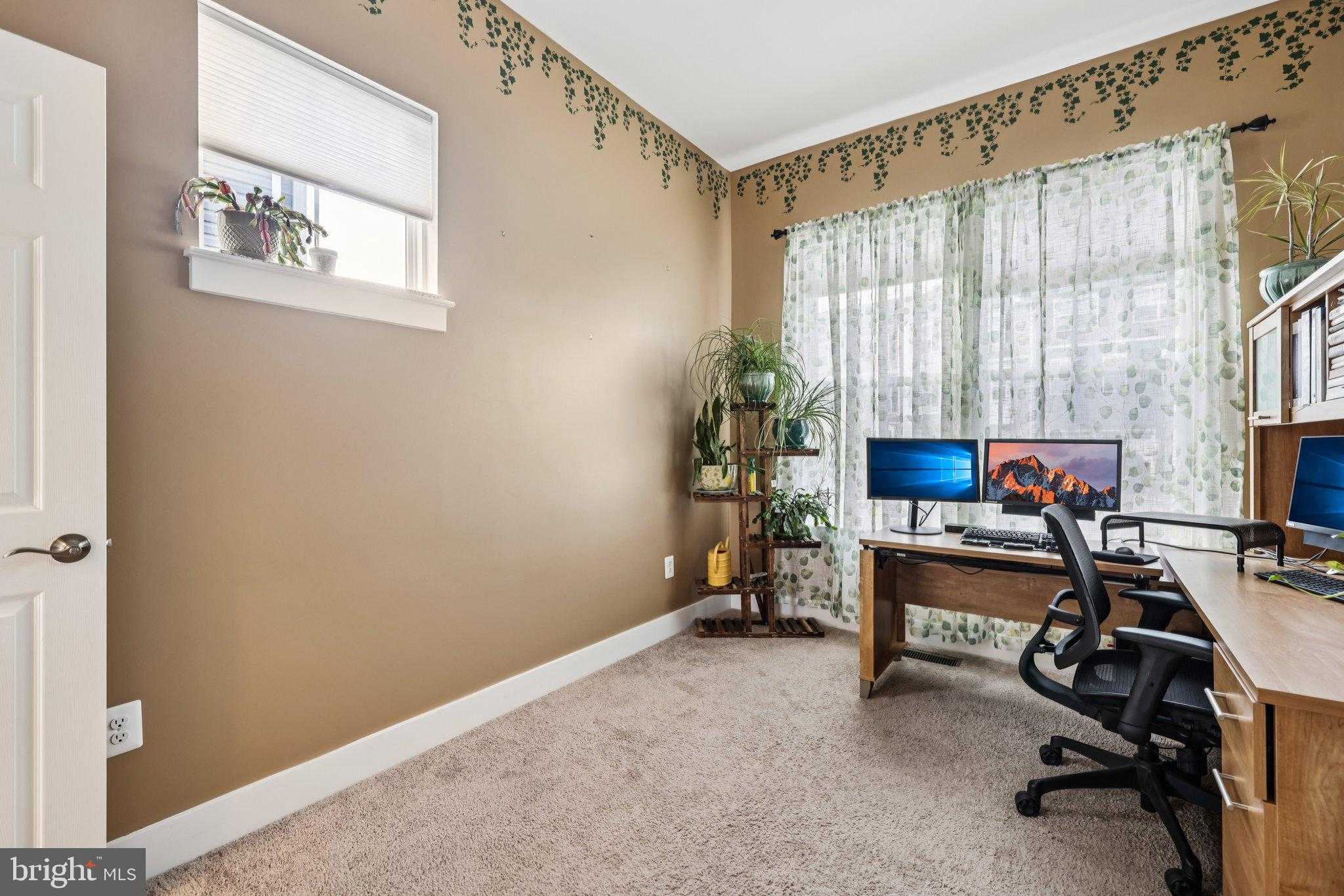 2810 Town View Cir photo 25