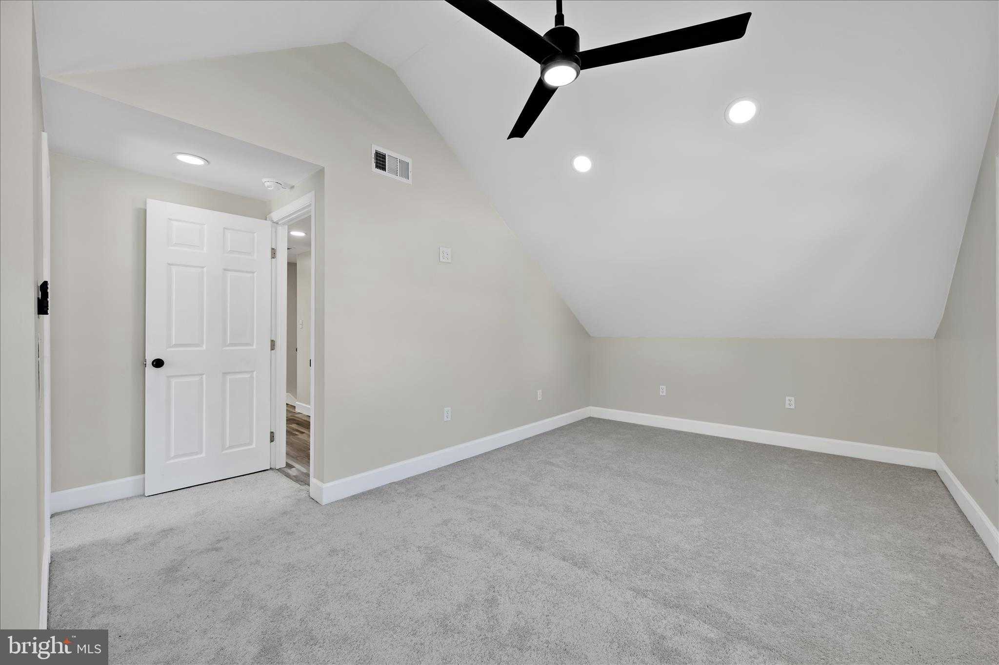 121 Beaver Rd photo 16