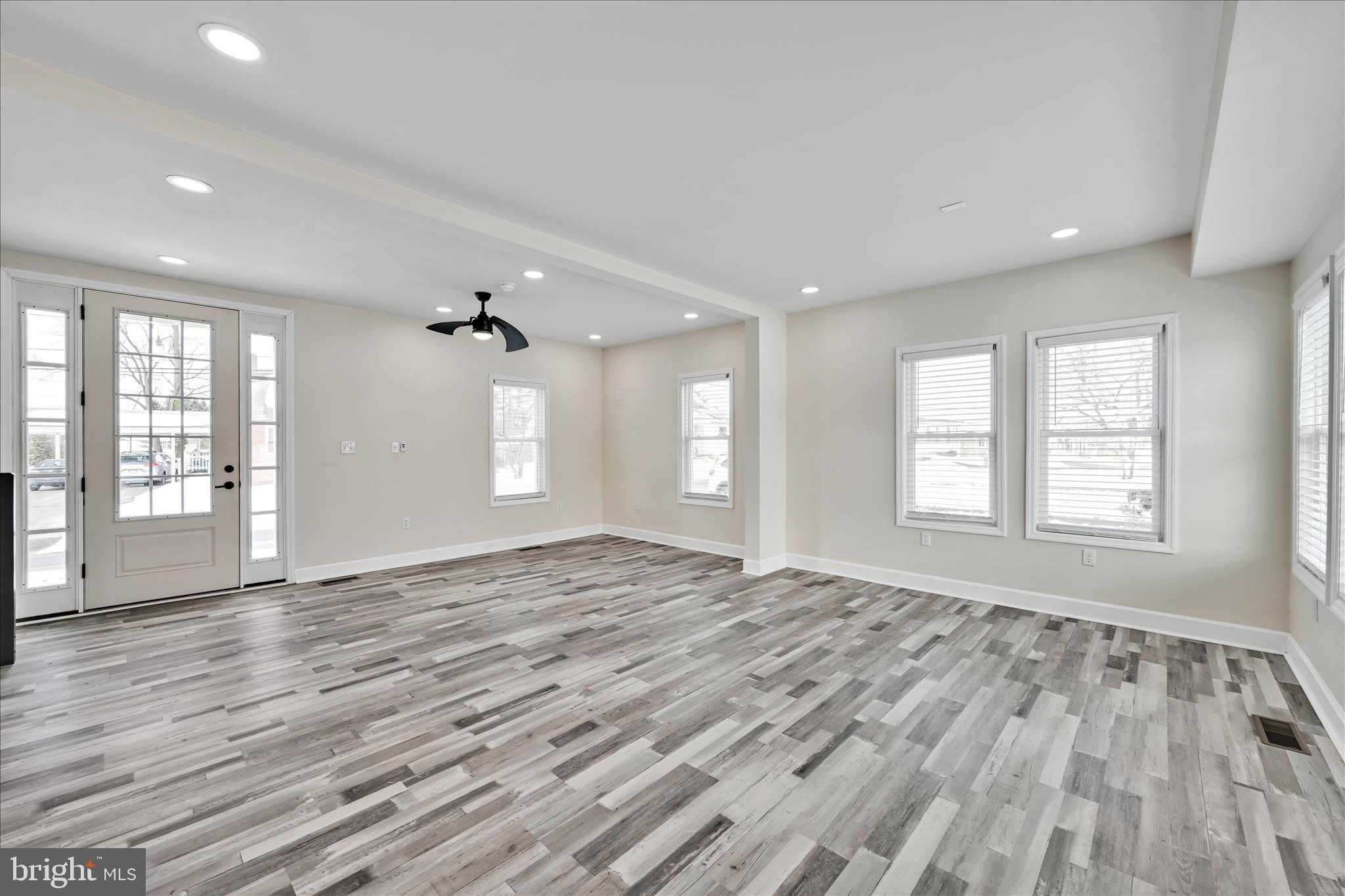 121 Beaver Rd photo 3