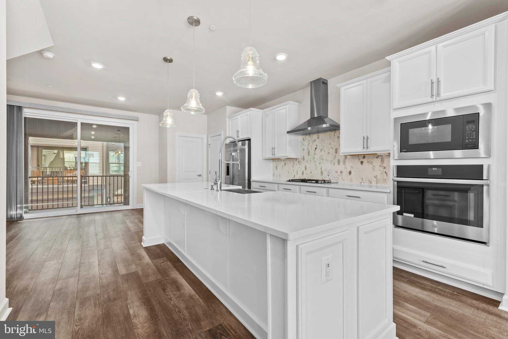 13039 Hattontown Sq photo 12