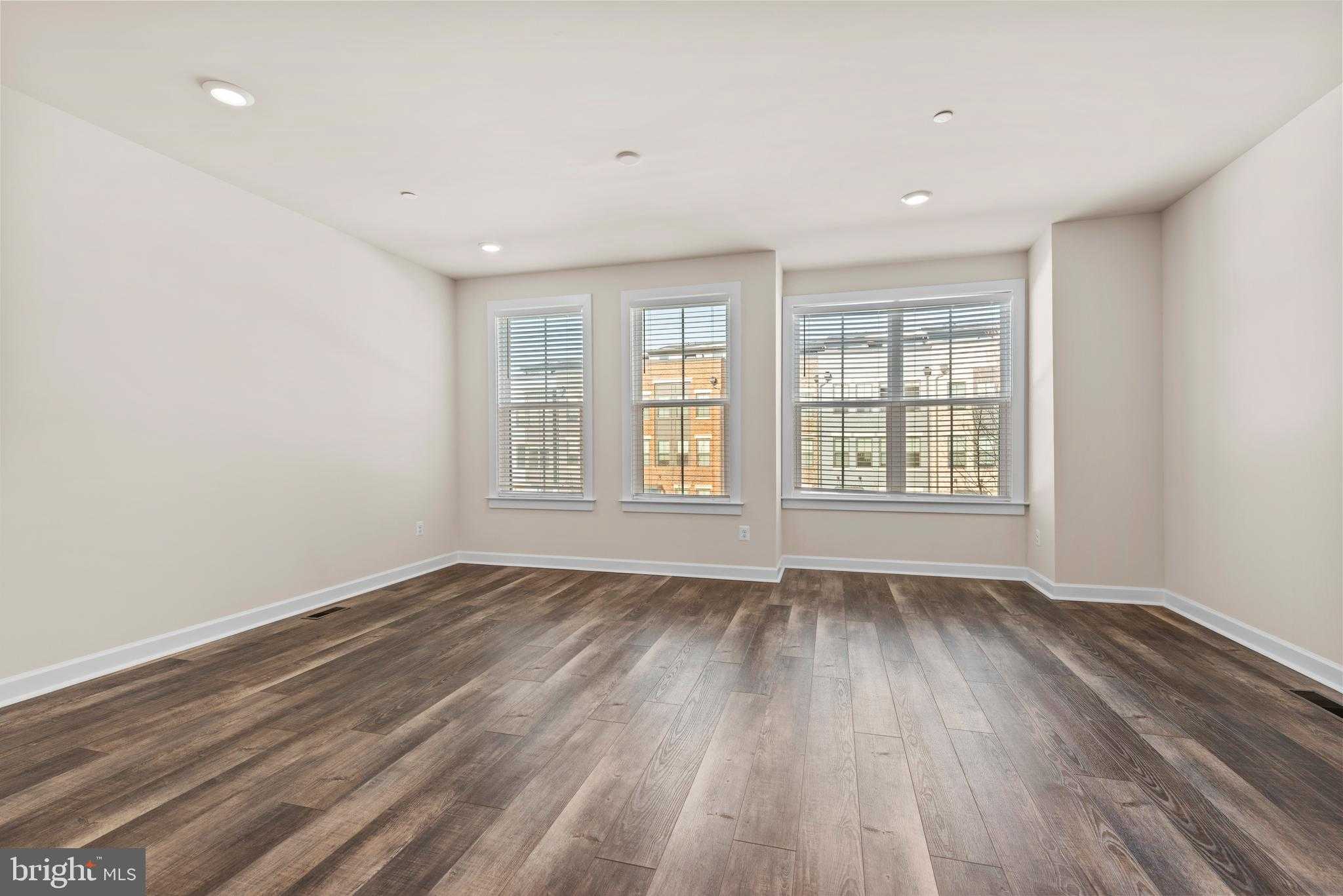 13039 Hattontown Sq photo 19