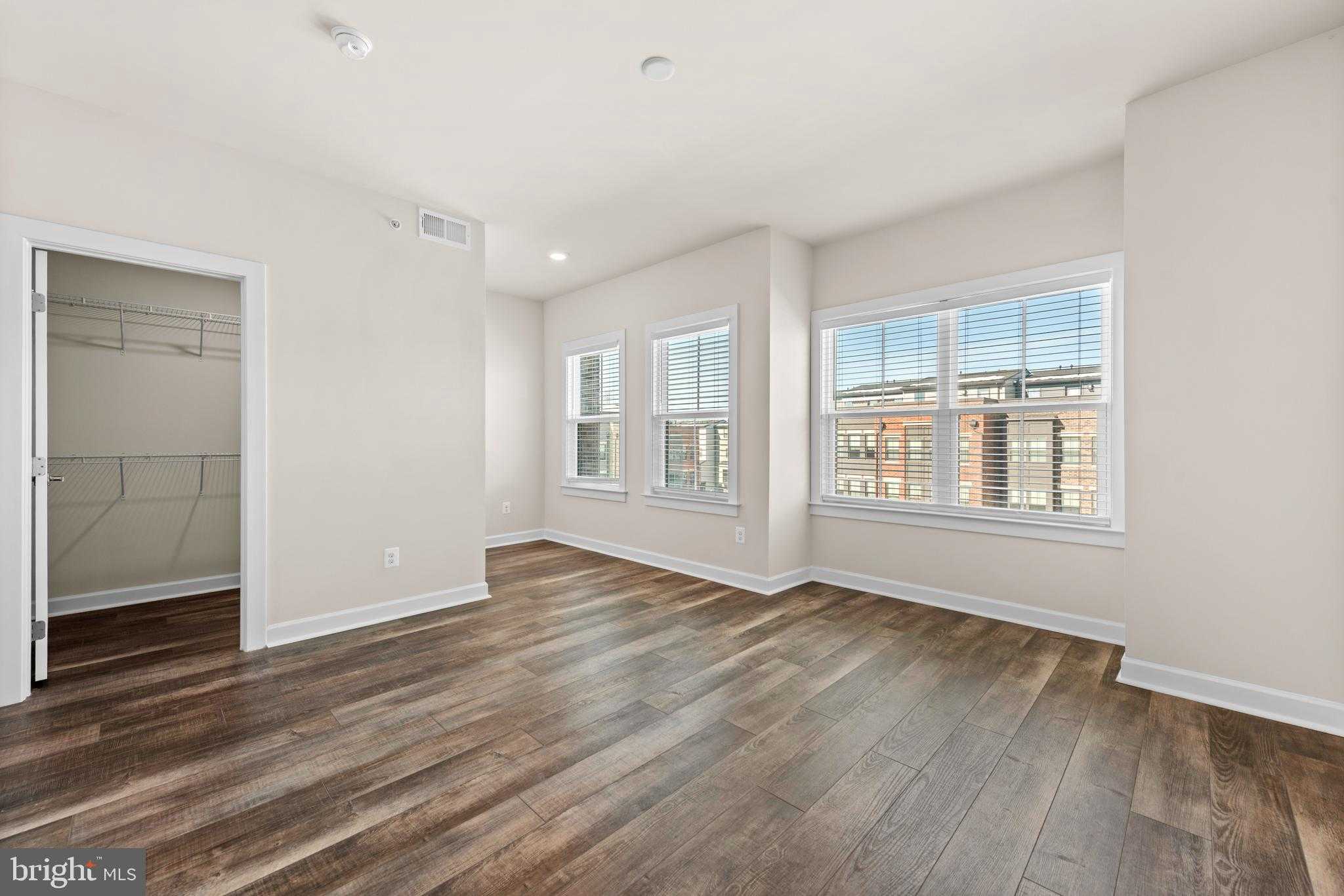 13039 Hattontown Sq photo 31