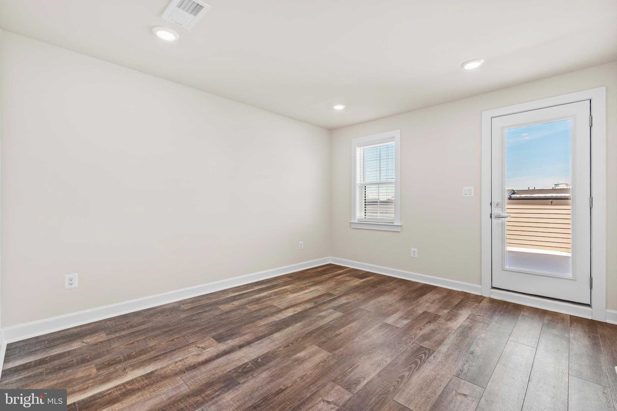 13039 Hattontown Sq photo 43