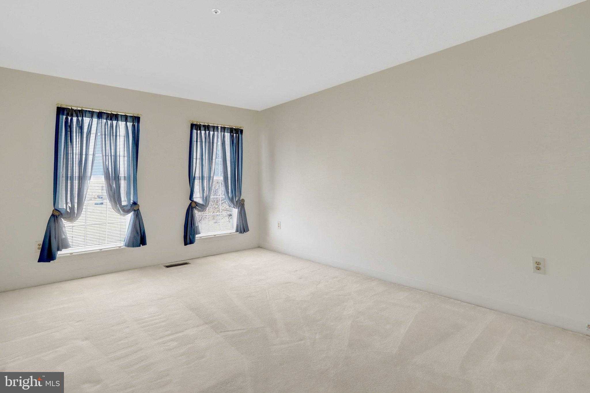 1407 Aragona Blvd photo 51