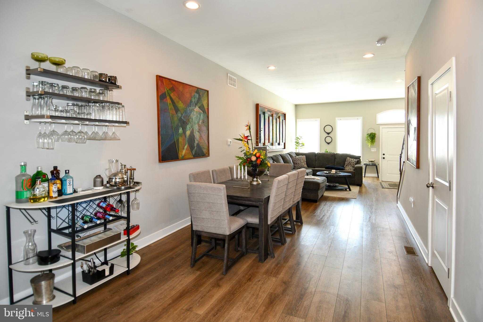 846 Harlem Ave photo 37