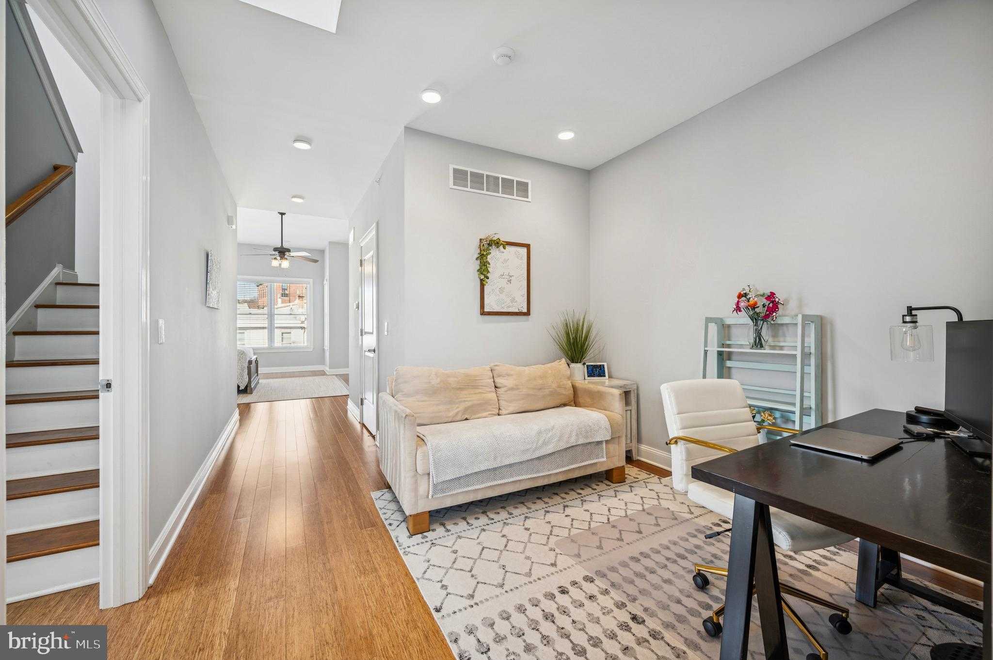 151 Levering St photo 30