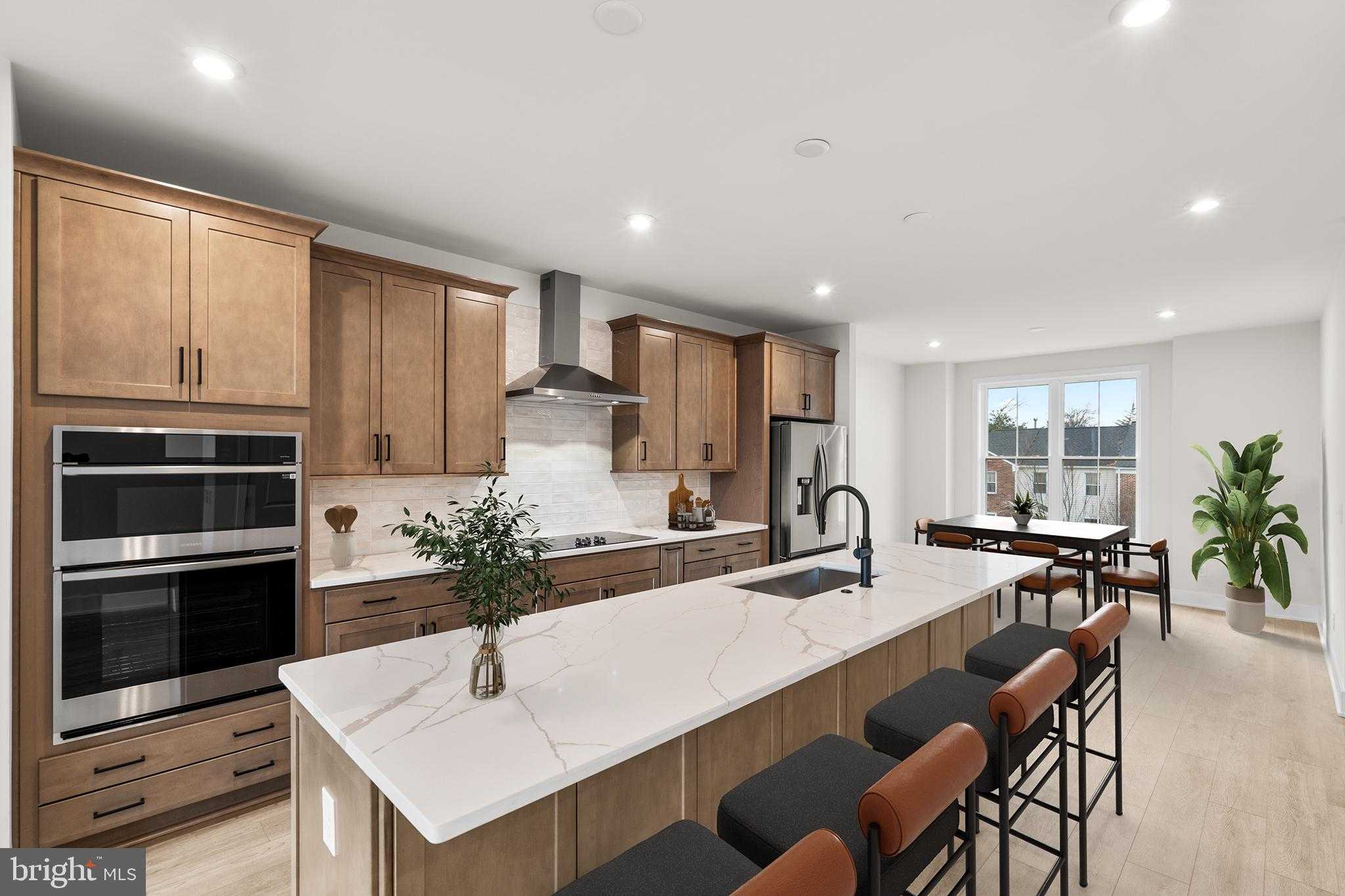 9727 Grant Ave photo 2