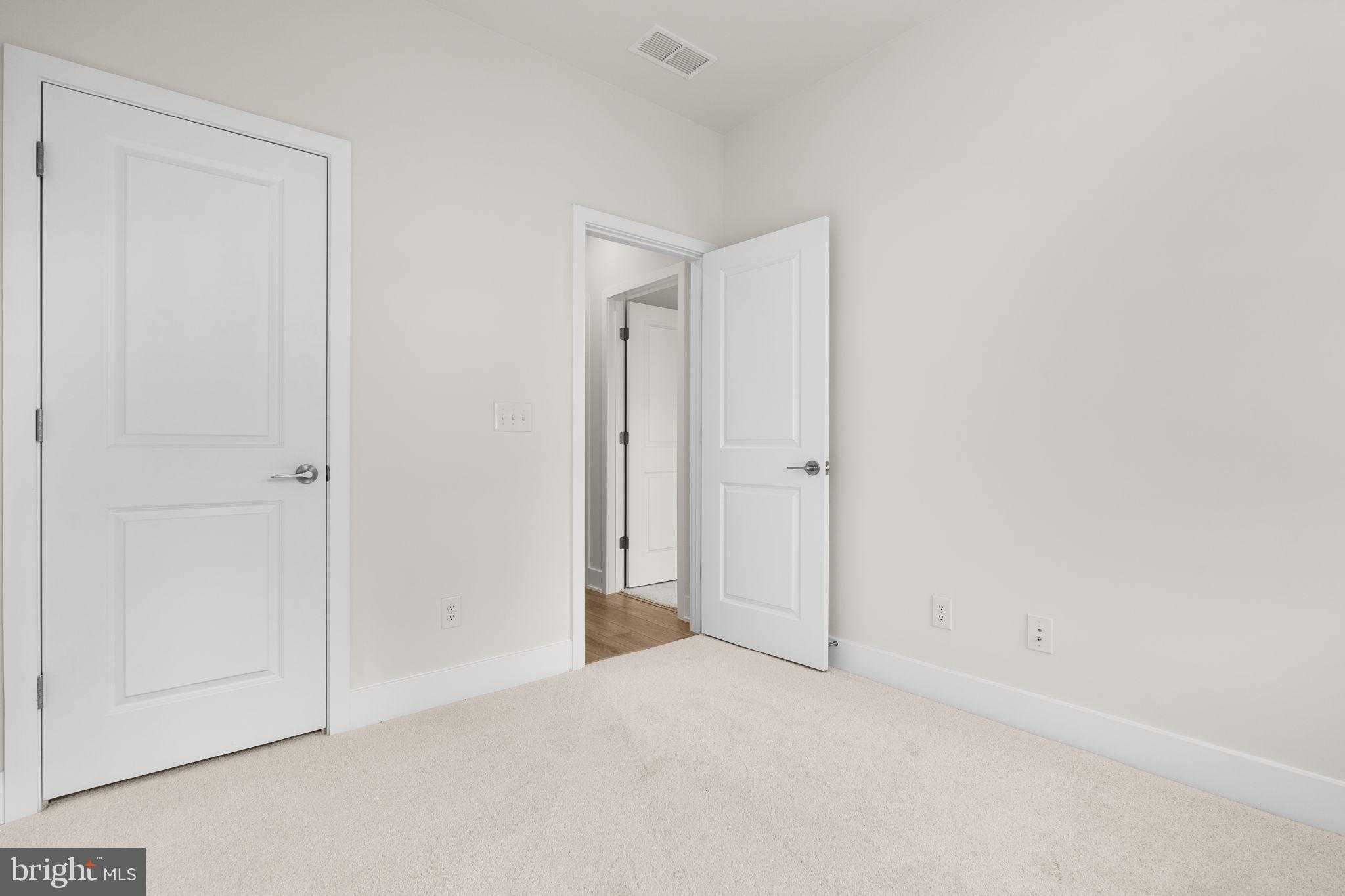 9727 Grant Ave photo 30