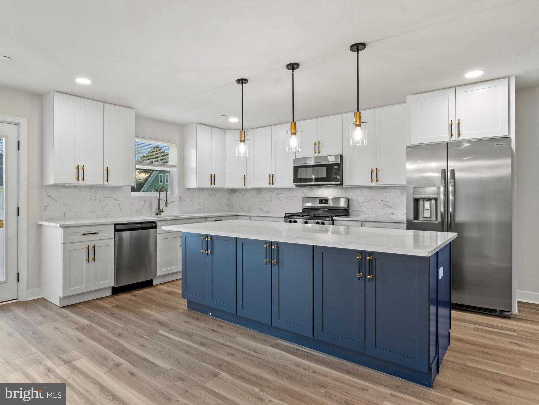 148 Jefferson St photo 7