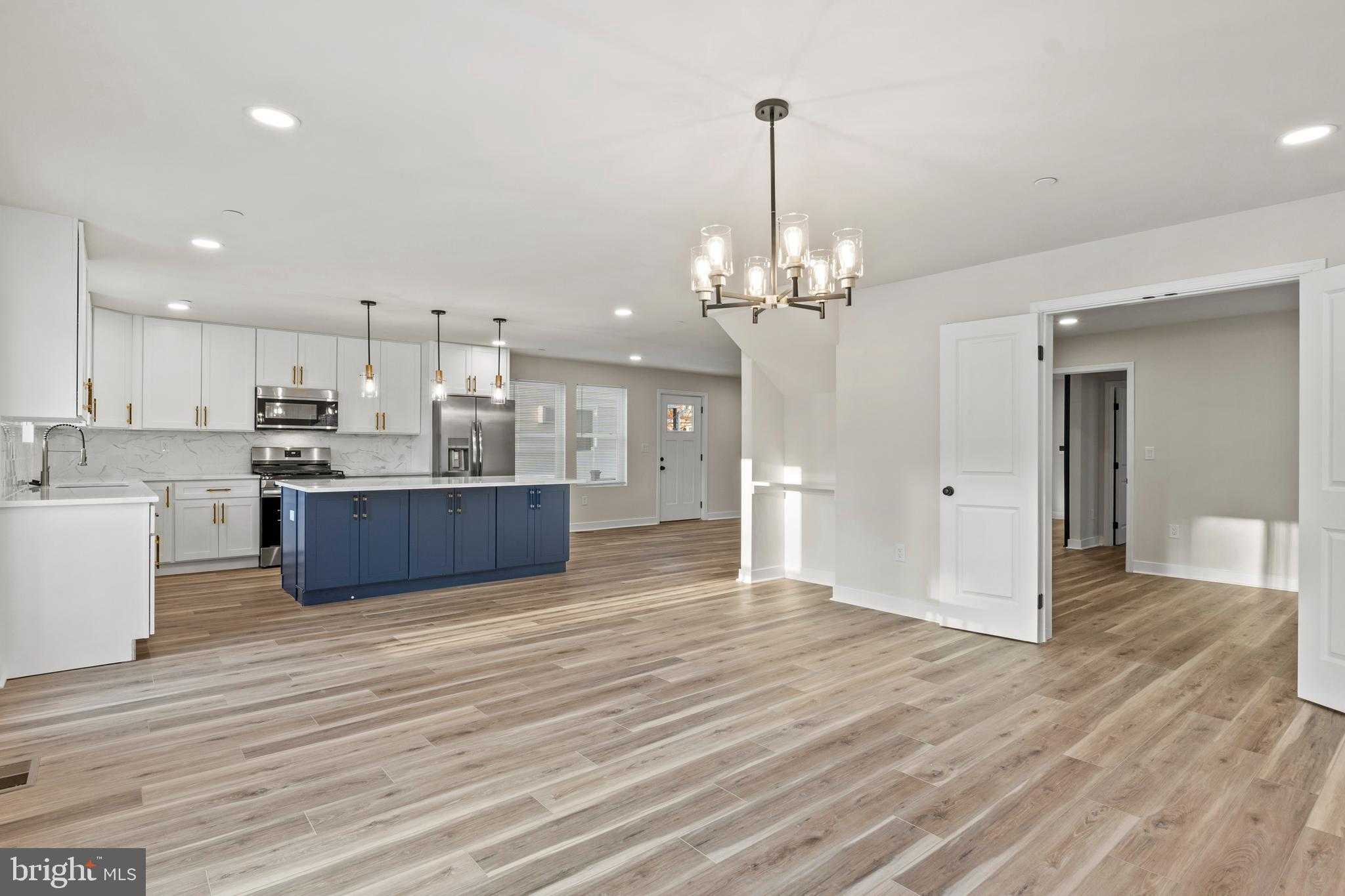 148 Jefferson St photo 9