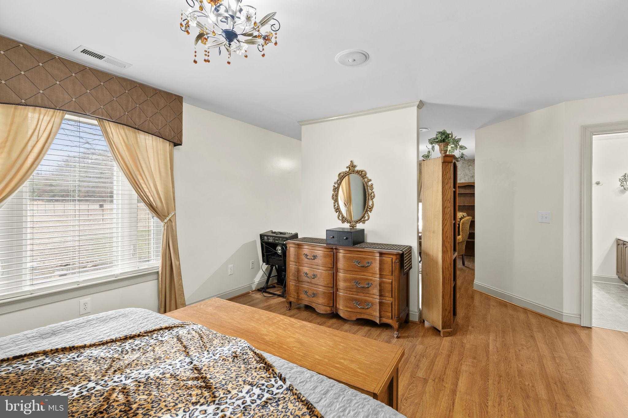 54 Hudson Rd photo 24