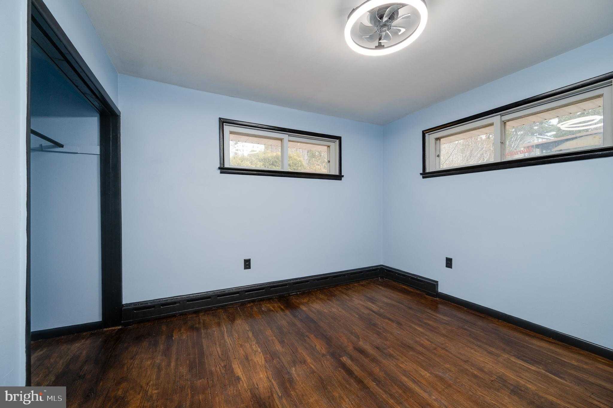 1938 High Park Mnr photo 27