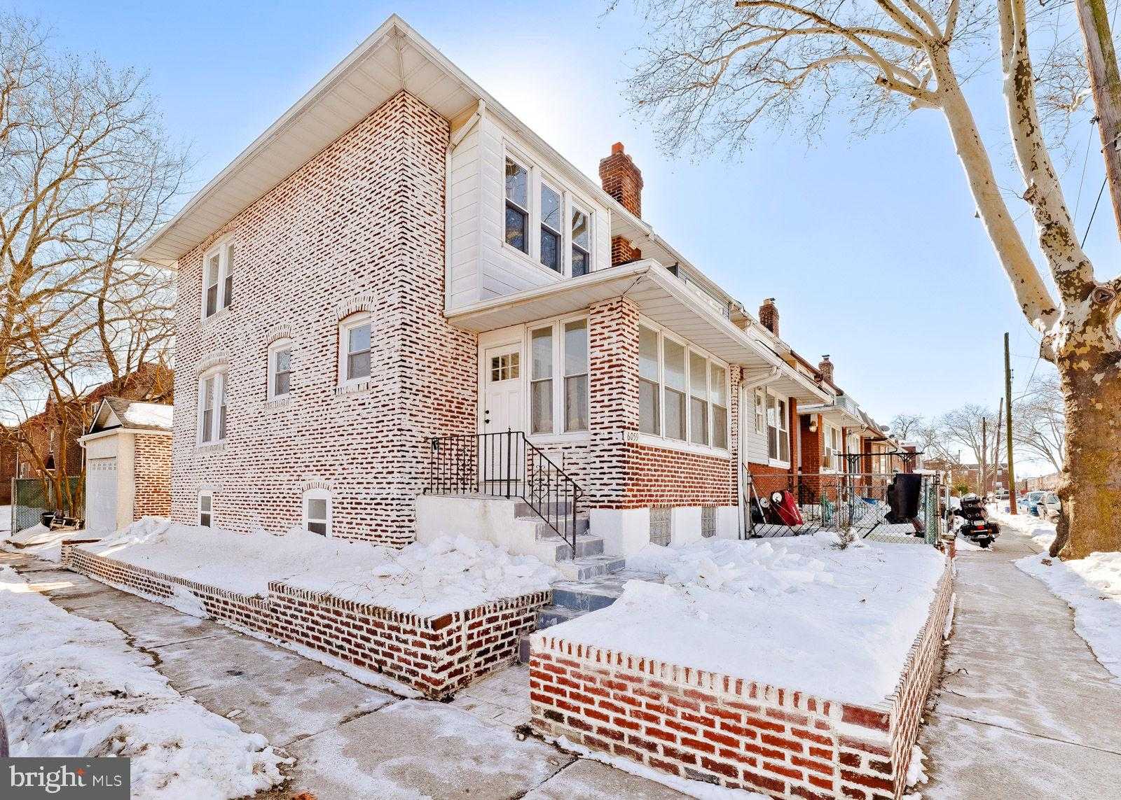 6059 Lawndale Ave photo 2