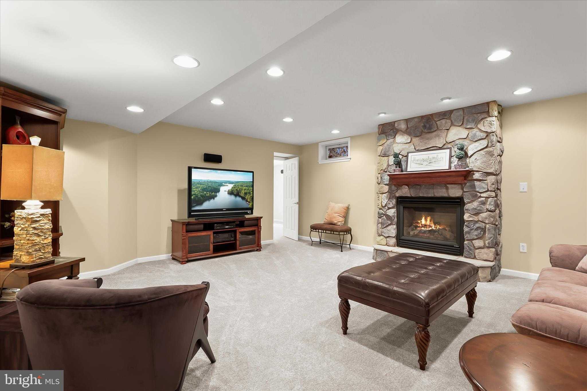 6009 Bee CT photo 43