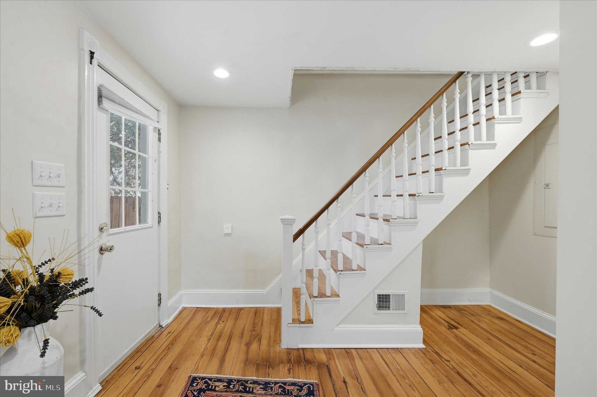 2 W Main St photo 13