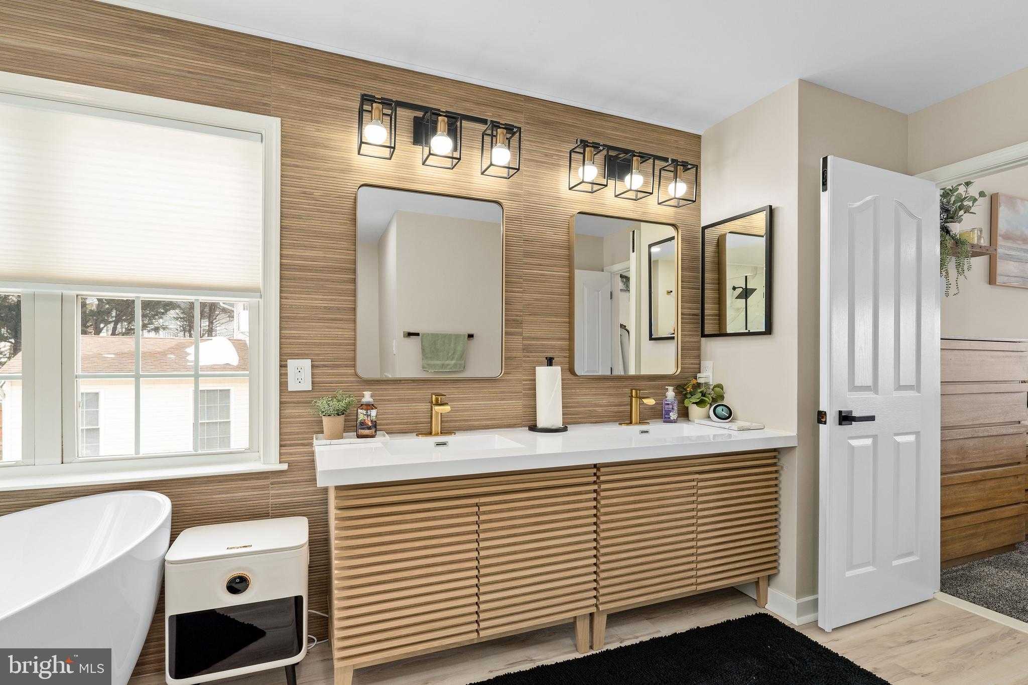 303 Beacon Point Dr photo 39