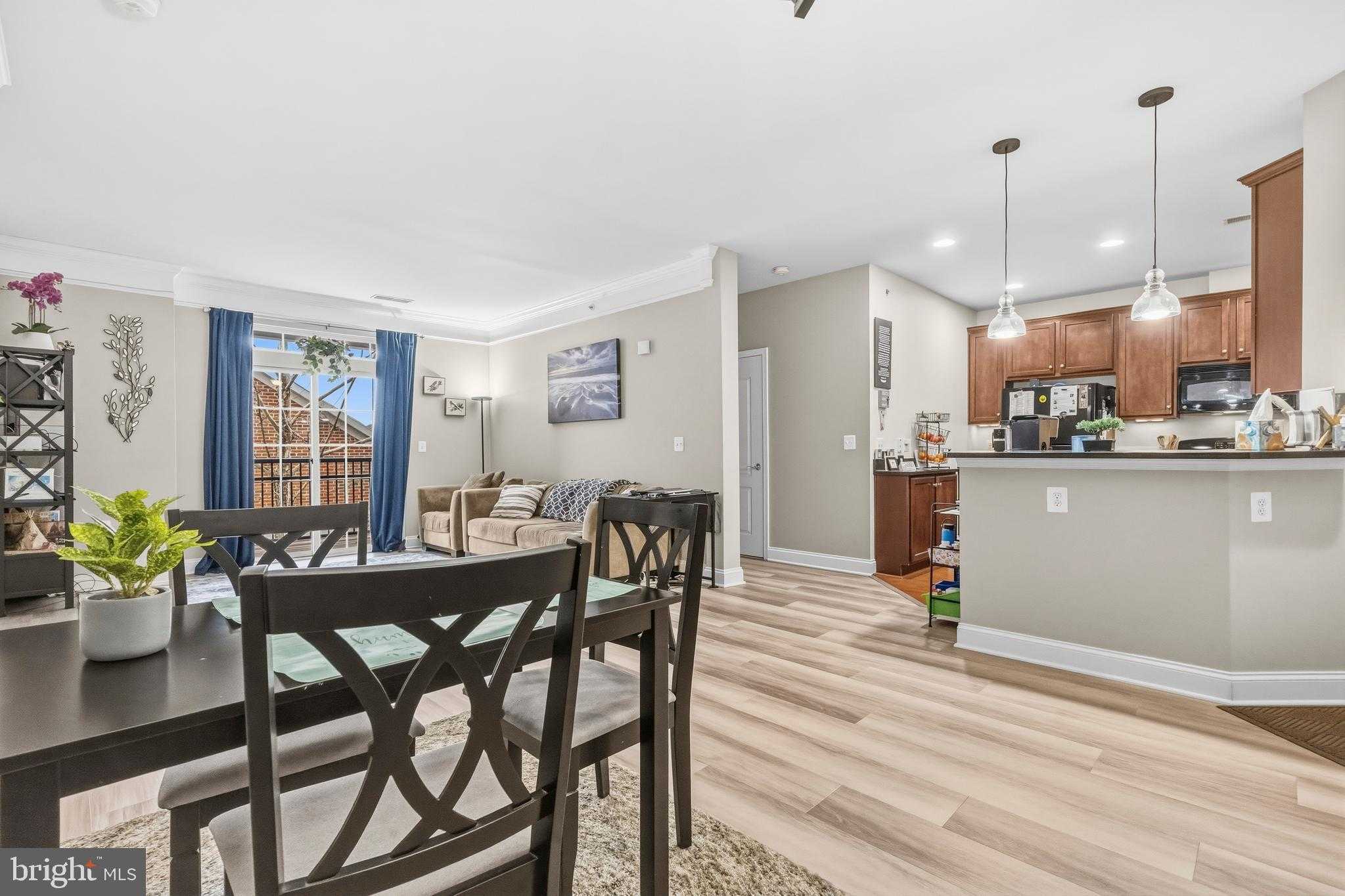 23620 Overlook Park Dr Unit 302 photo 10