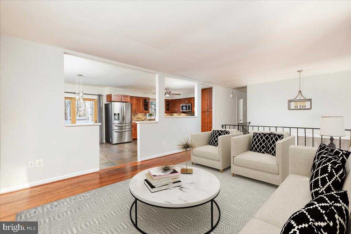 4509 Martinwood Dr photo 7