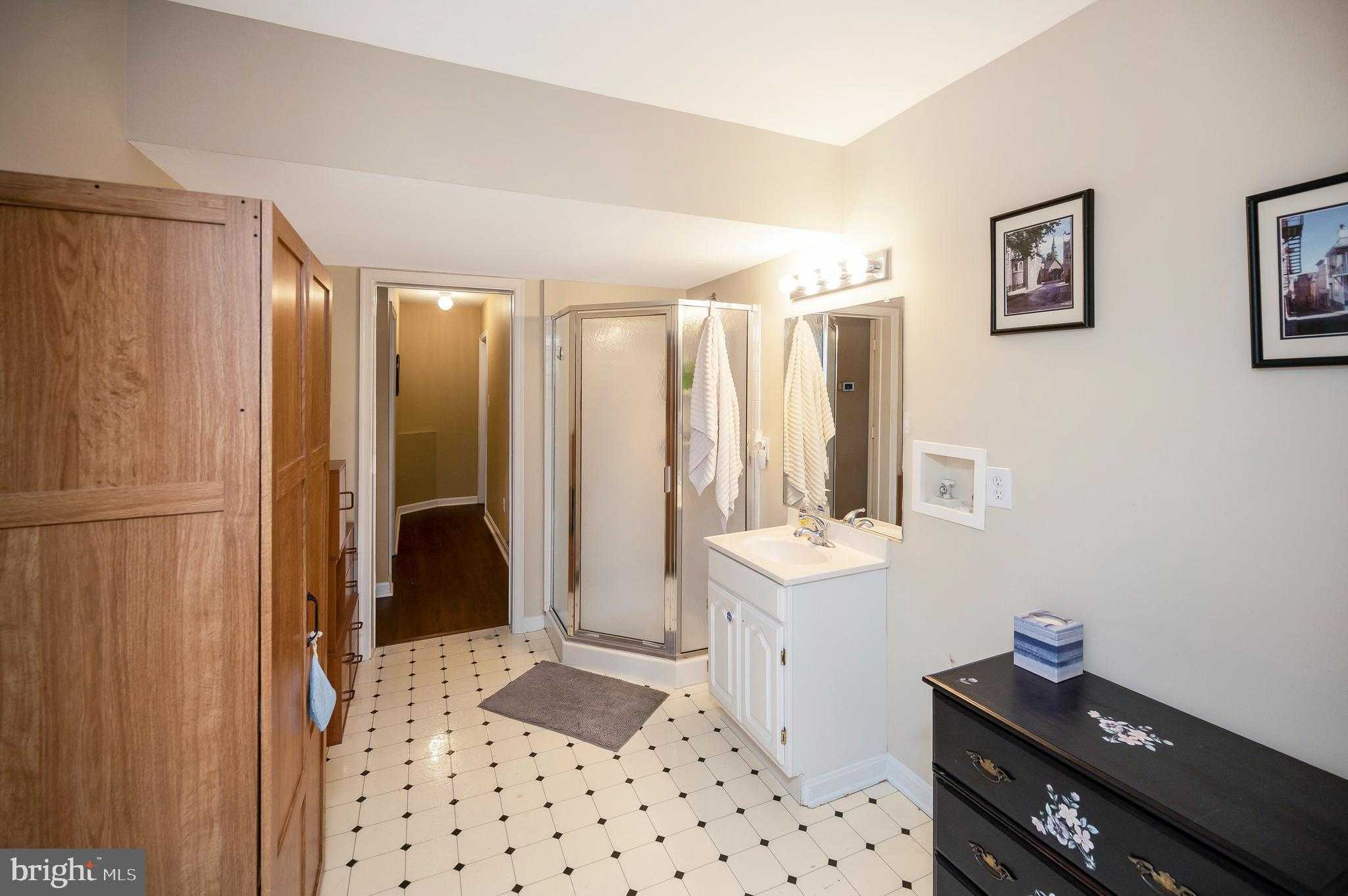 248 Washington St photo 53