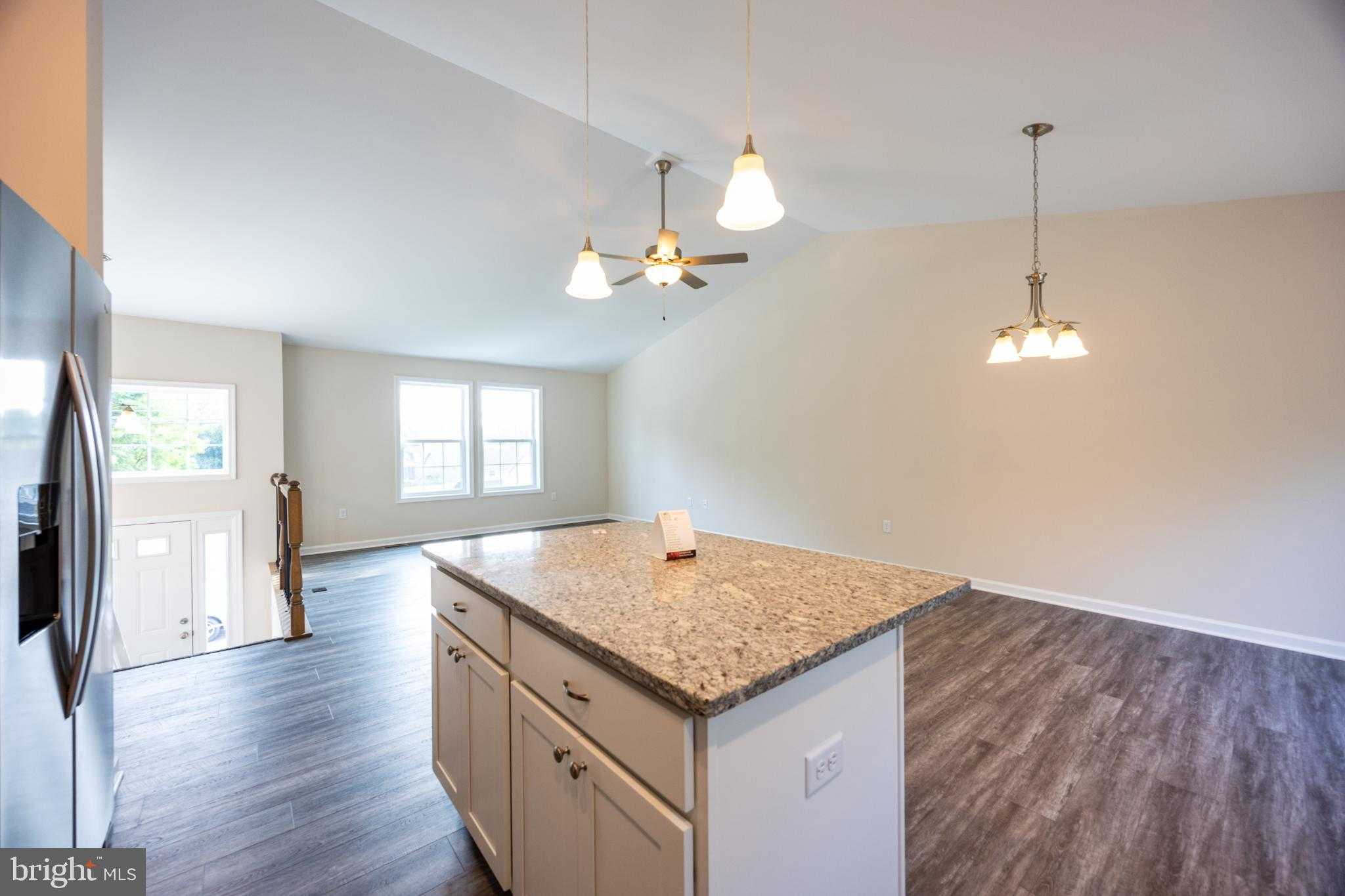 104 Cabriolet Ct photo 5