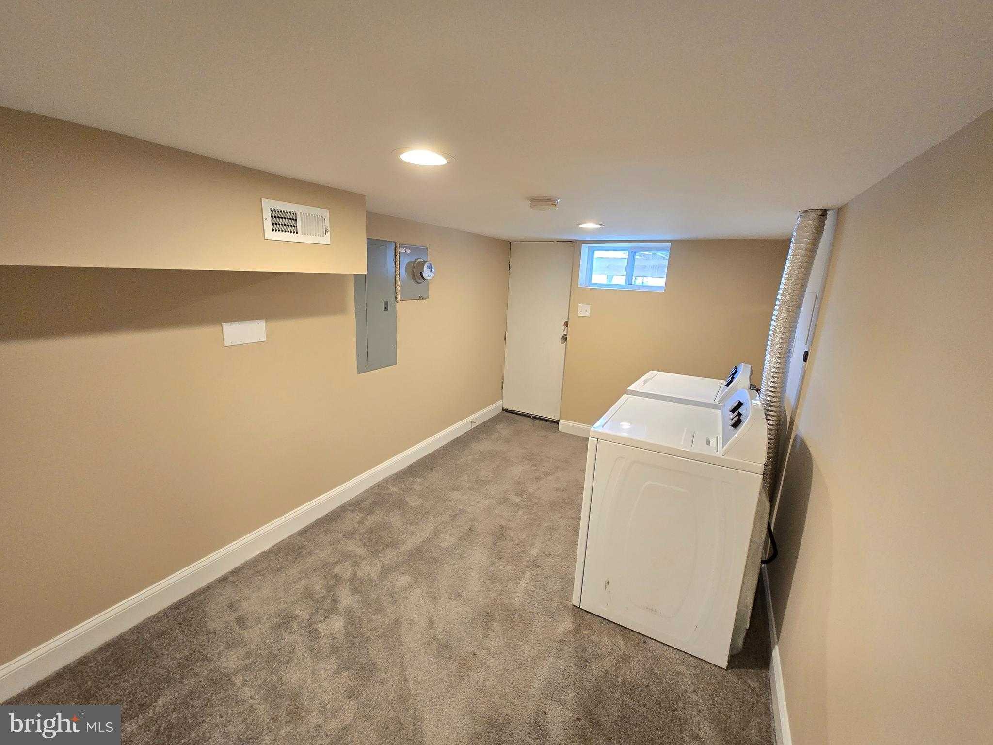 2307 N Rosedale St photo 46