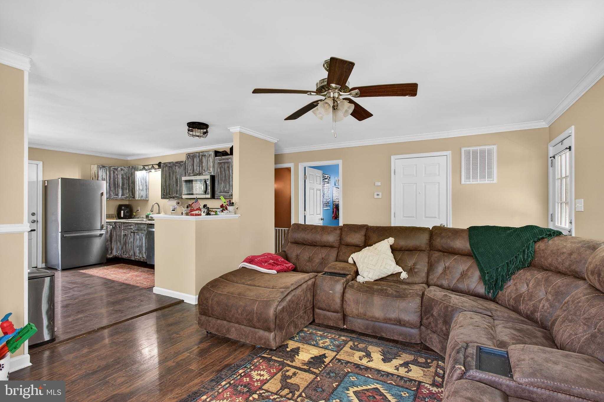 1238 Logger Dr photo 5