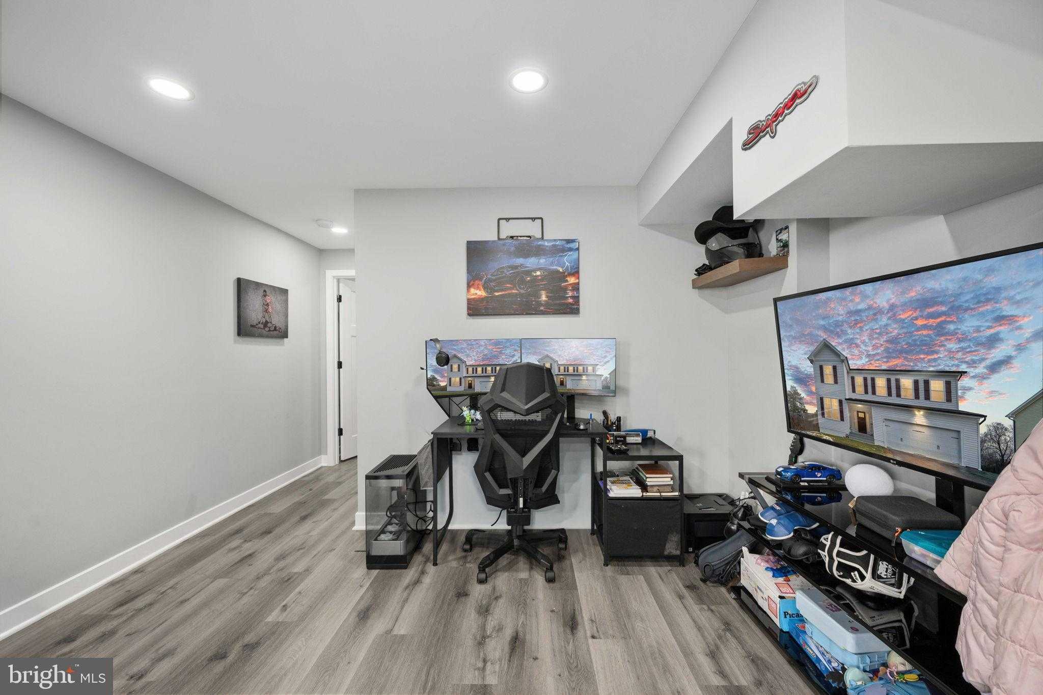 14 Carol St photo 47