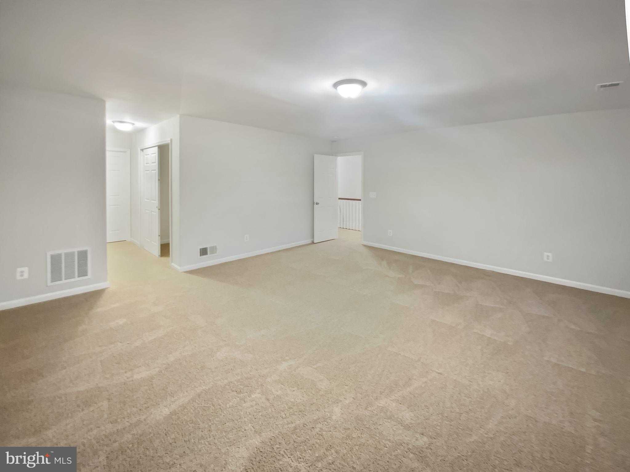 1020 Bakersfield Ln photo 4