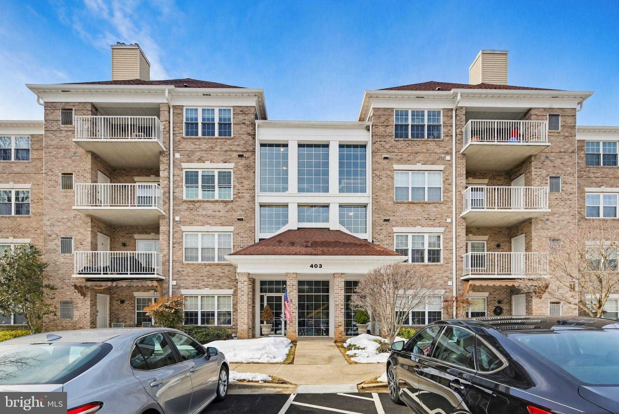 403 Plumbridge CT Unit 303 photo 2