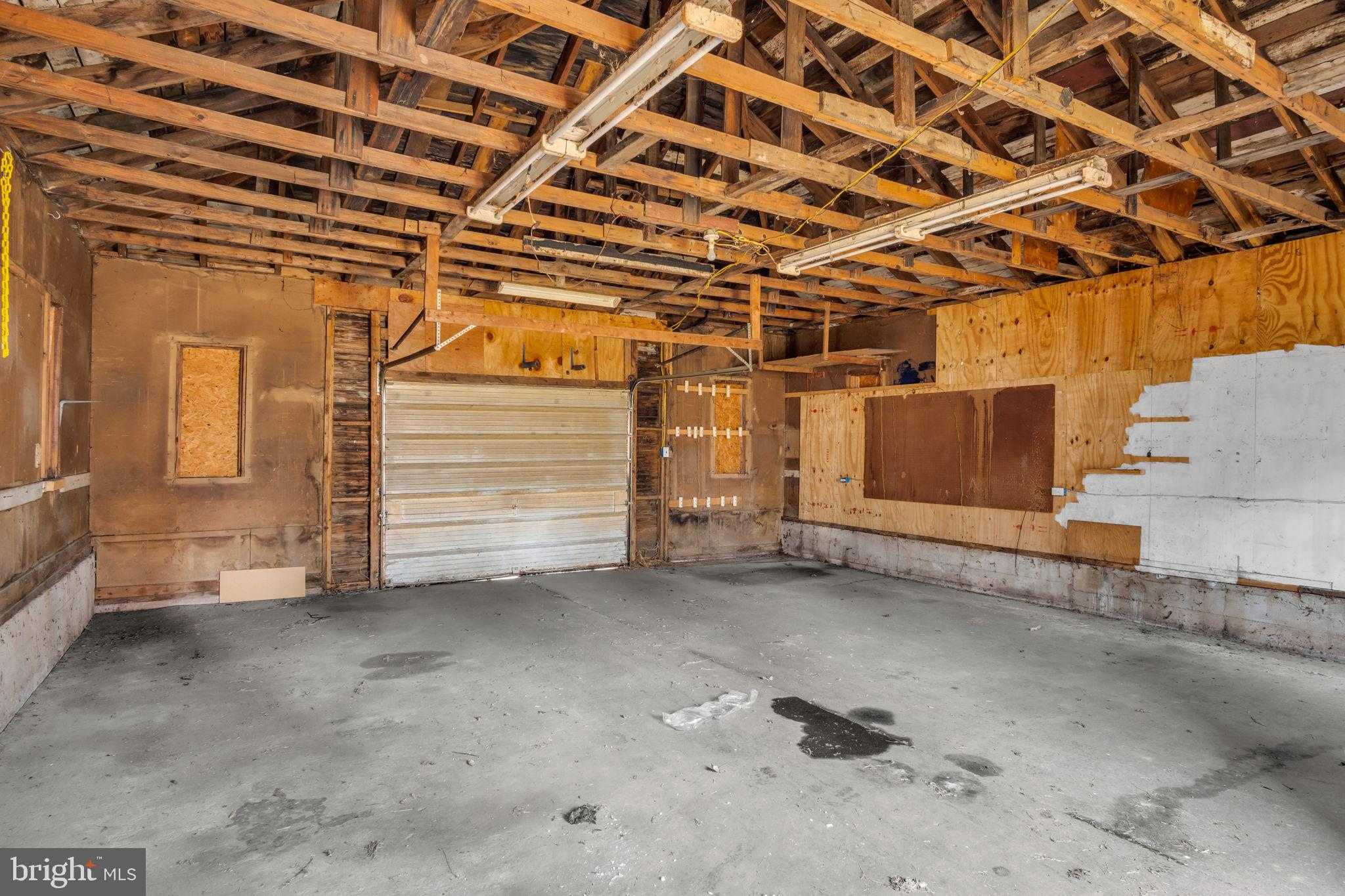 118 S 2nd St photo 30