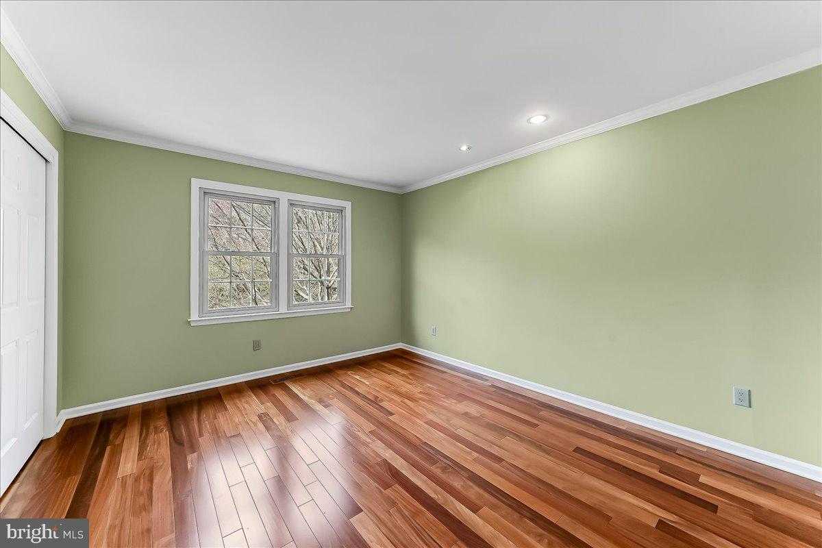 971 Derring Ln photo 36