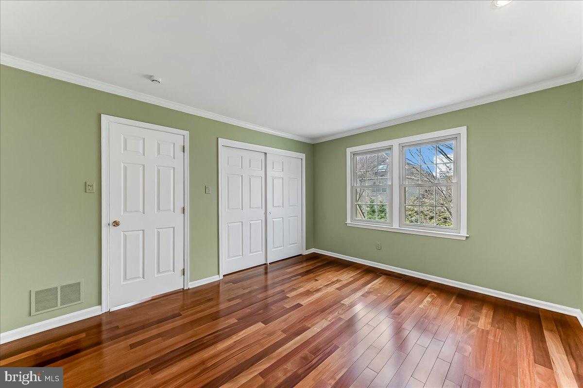 971 Derring Ln photo 37