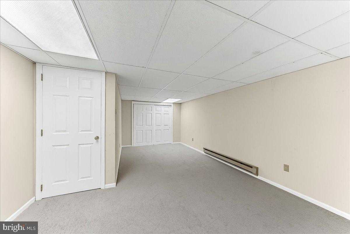 971 Derring Ln photo 43