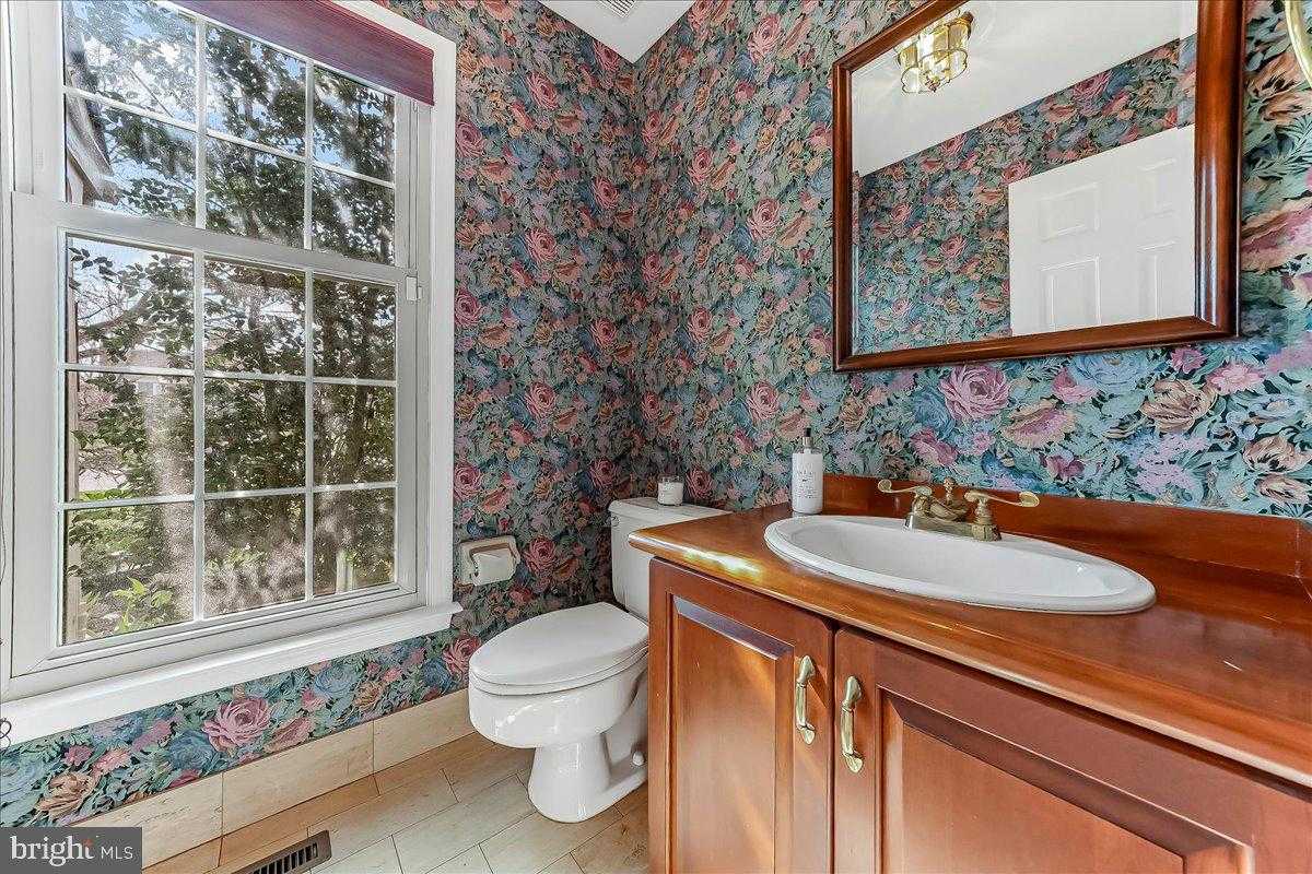 971 Derring Ln photo 6