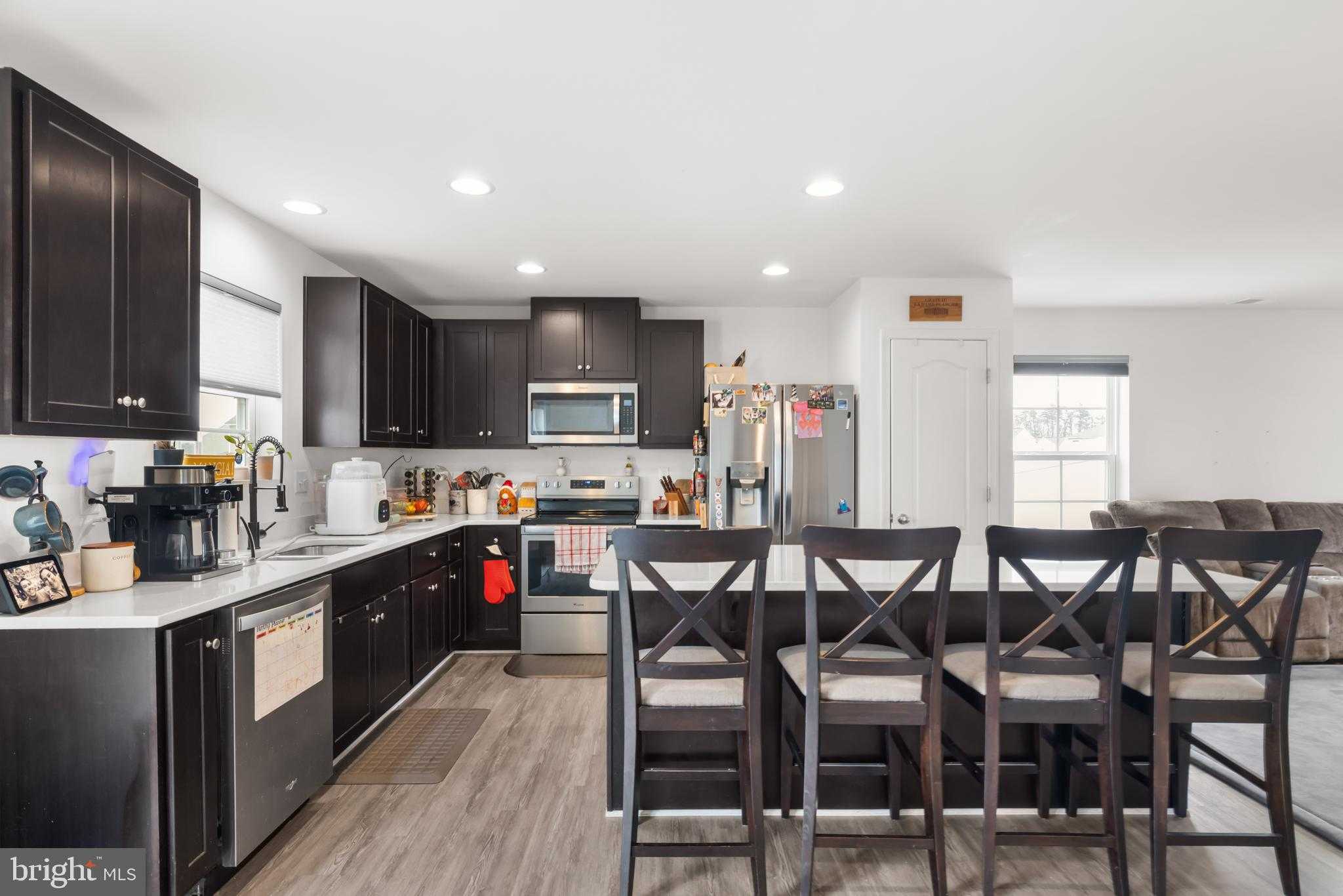 101 Tundra CT photo 9