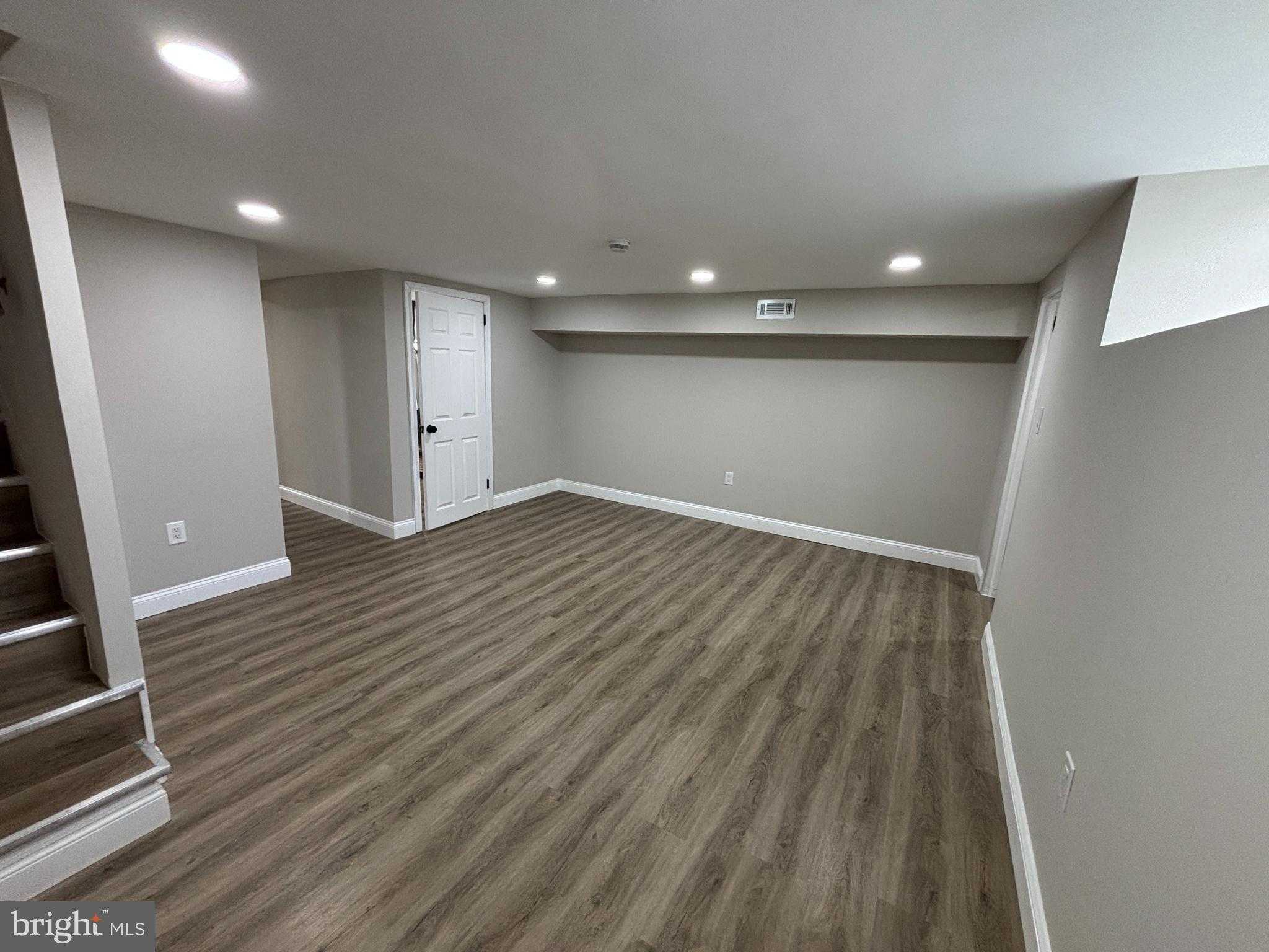 8266 Temple Rd photo 35