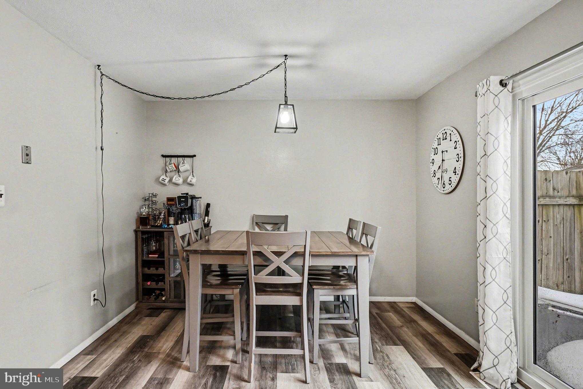 1370 Harford Square Dr photo 10