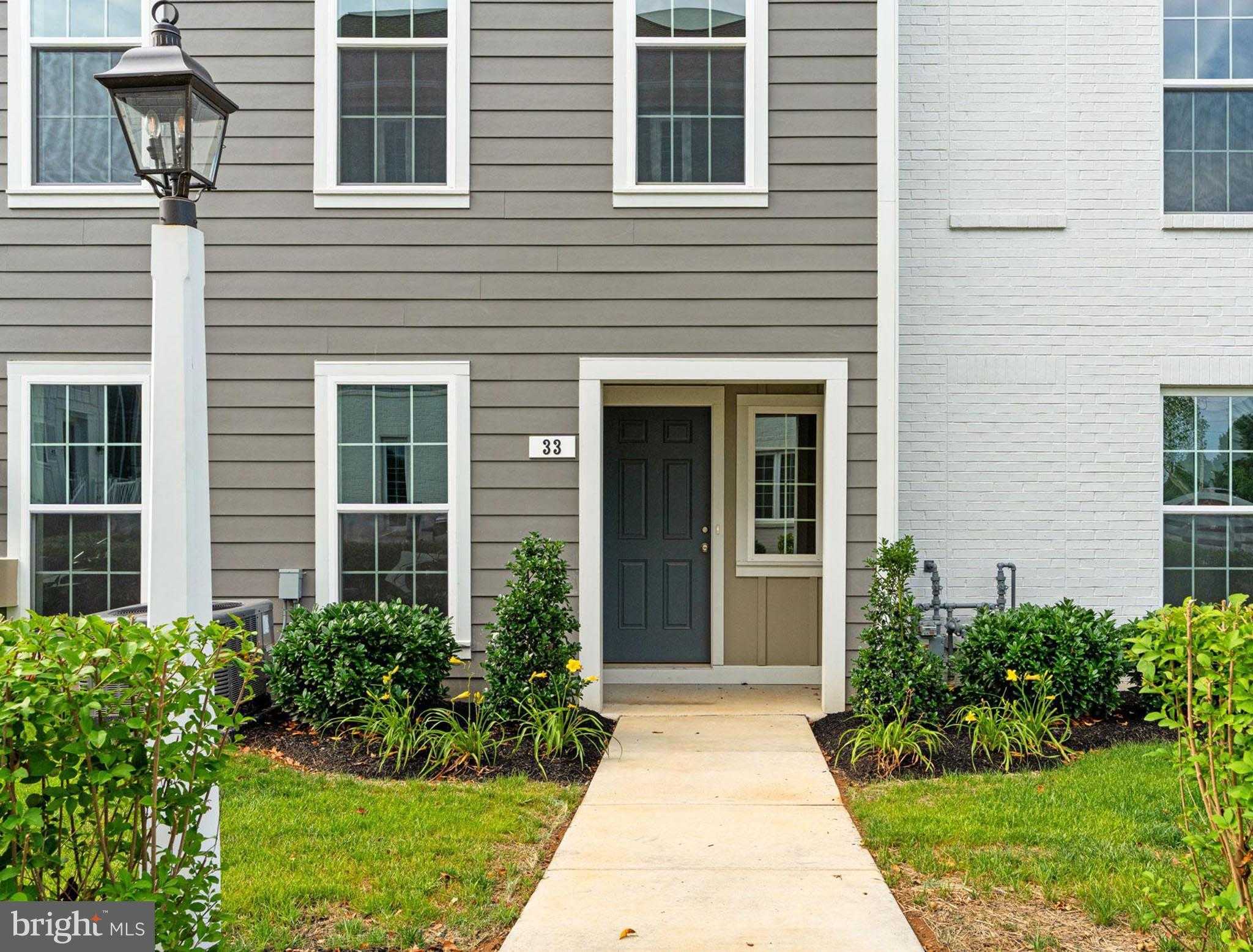 33 Seover Way photo 2