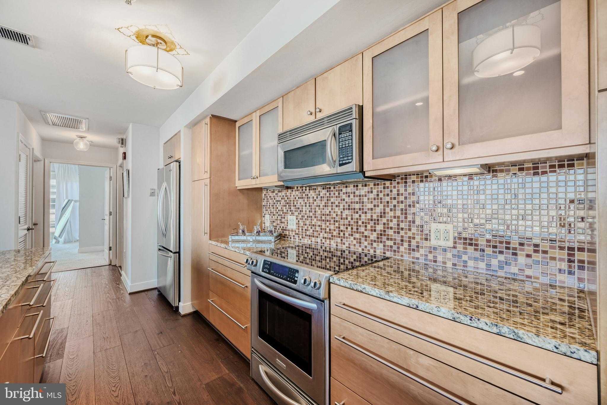 675 President St Unit 1406 photo 12